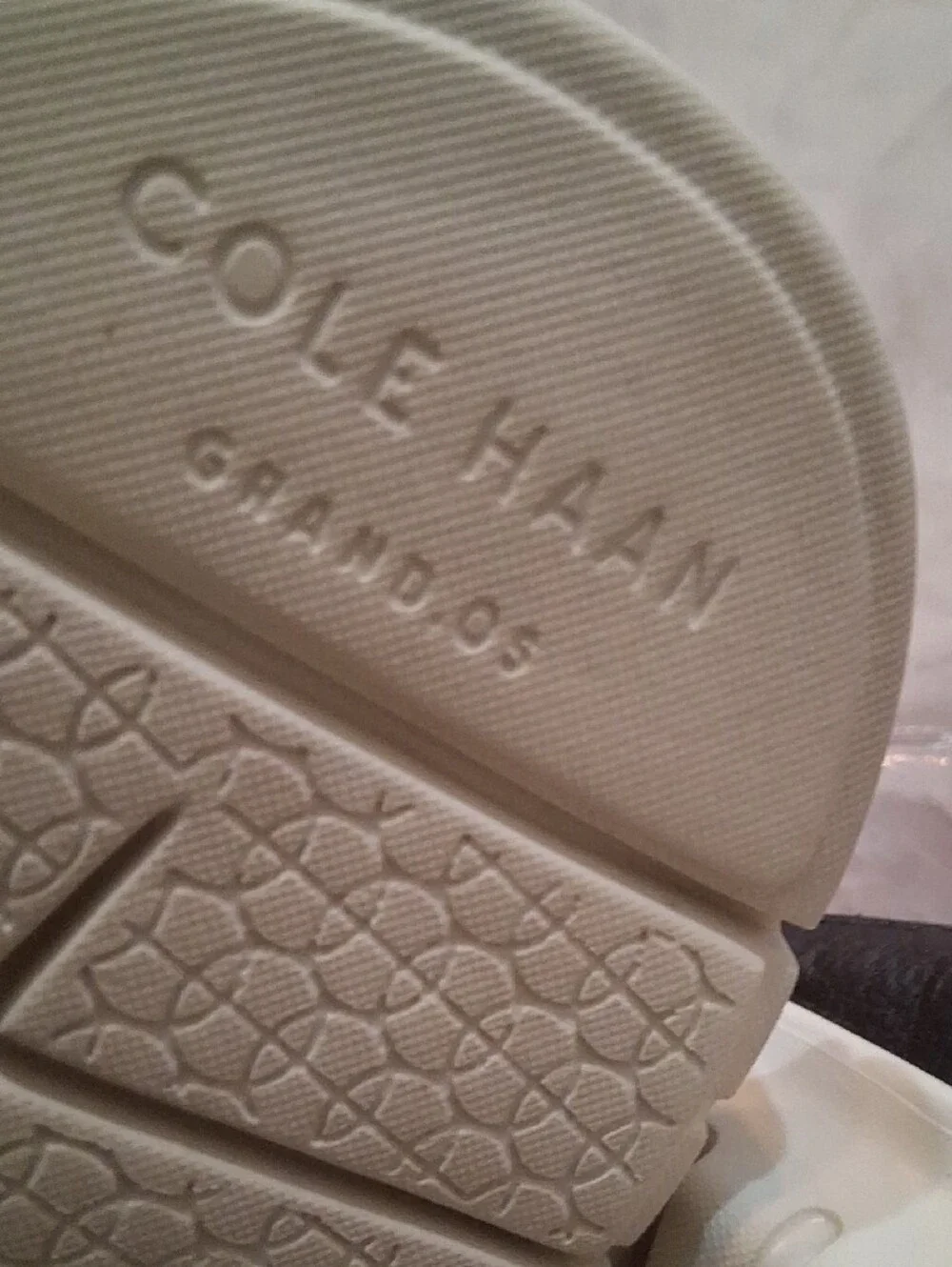 Cole Haan Men’s Dark Brown Leather Thong Sandals